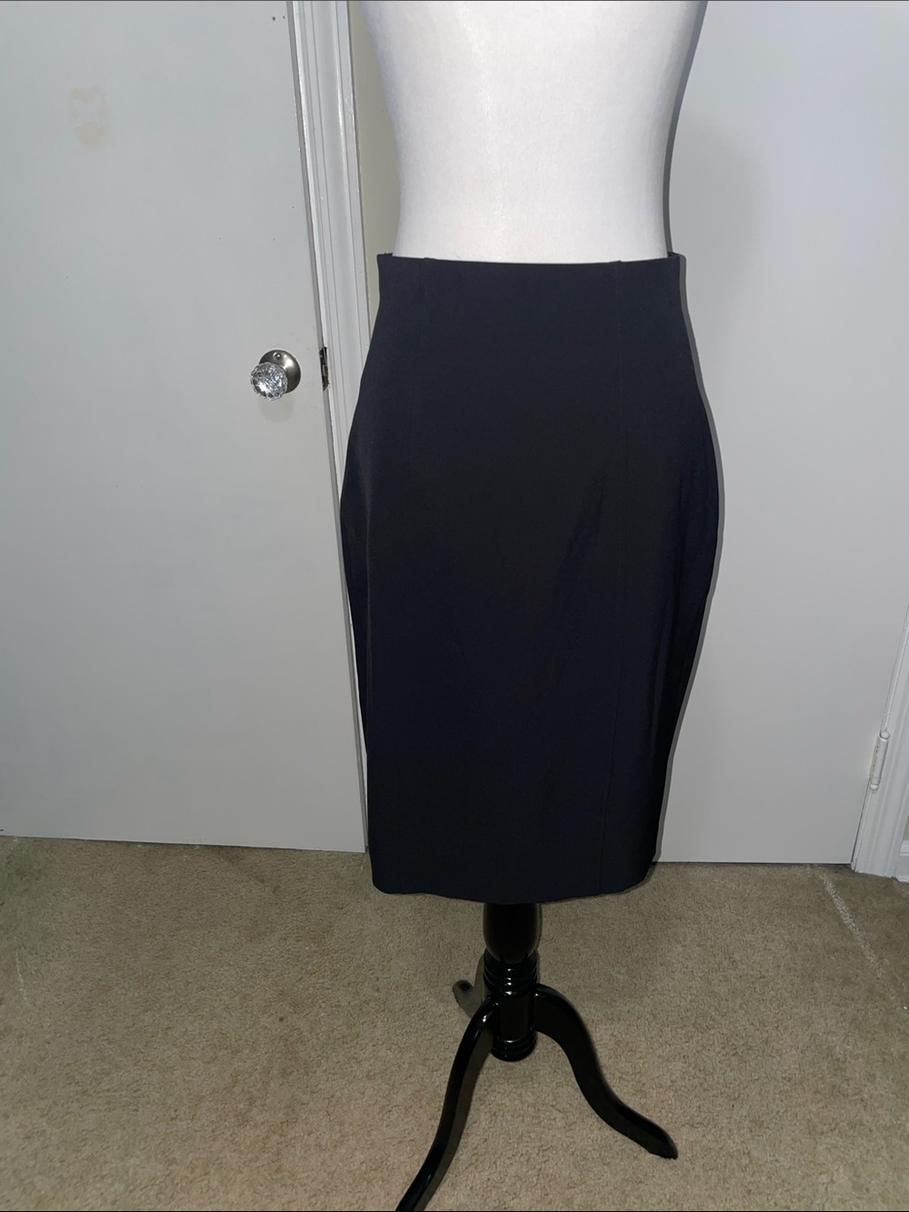 Express Black Pencil Skirt -Design